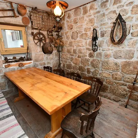 House Alka Holiday home *