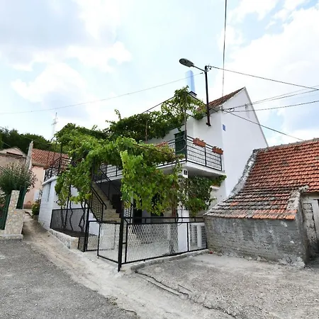 House Alka