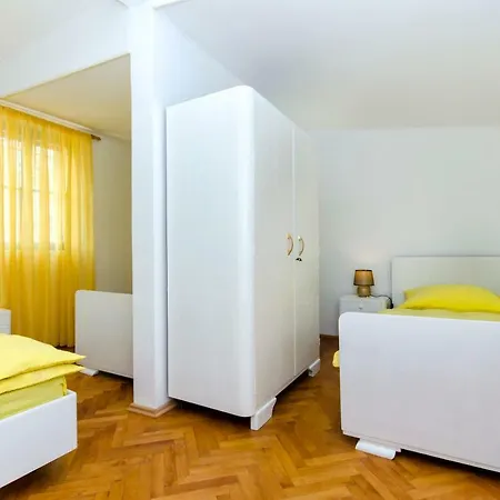 Holiday home House Alka