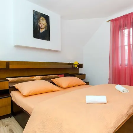 House Alka Holiday home *